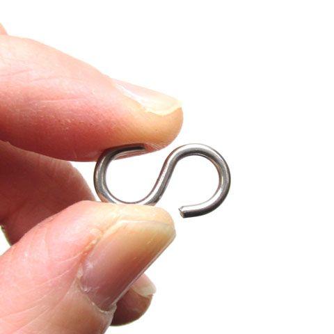 水本 Sカン ステンレス S-1.6 太さ 1.6mm 10個 ミニSカン : あ 水本 Sカン ステンレス S-1.6 太さ 1.6mm 10個 ミニSカン : あ