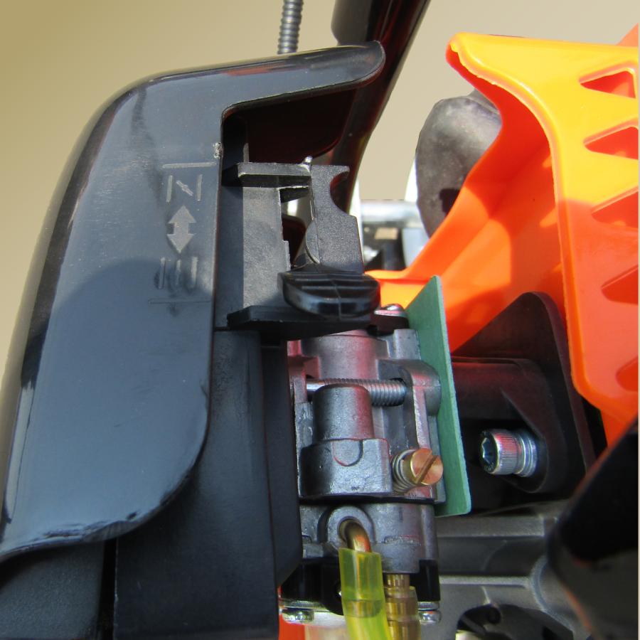 ☆ミニ耕運機 排気量52cc 2ストロークエンジン 耕運幅250mm ☆ミニ耕運機 排気量52cc 2ストロークエンジン 耕運幅250mm