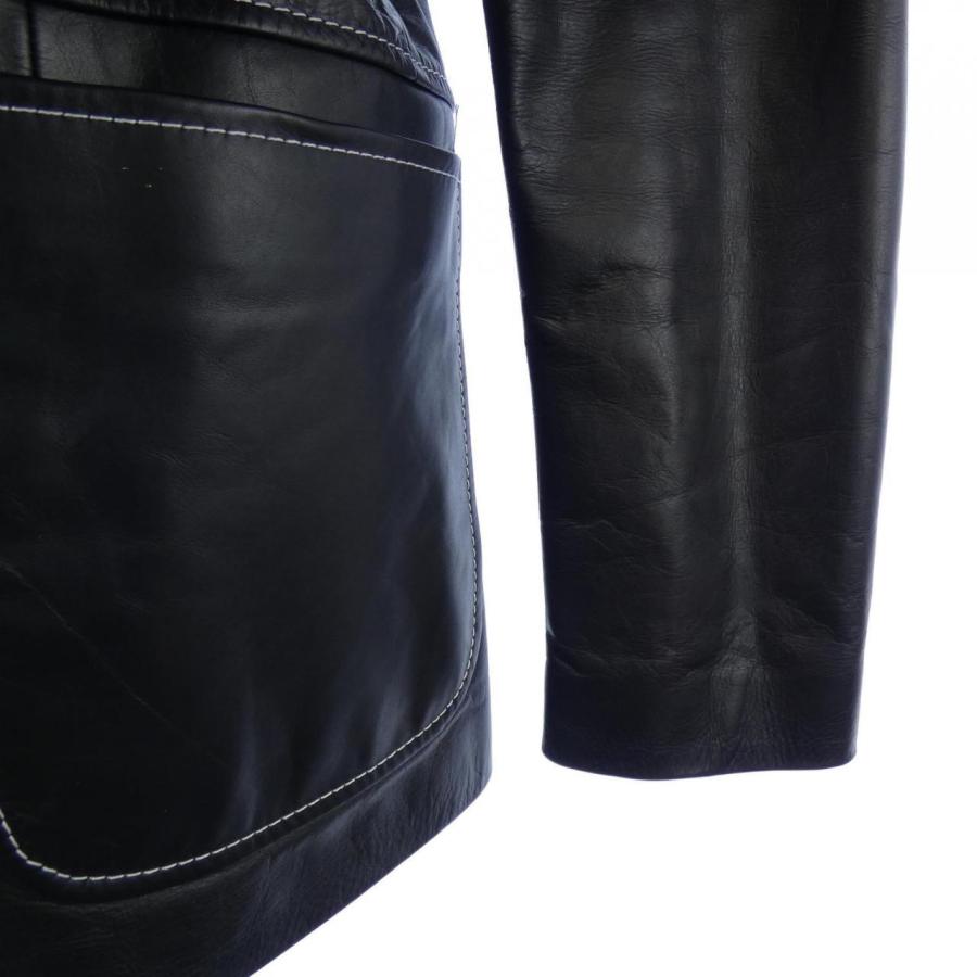 ヴェルサーチェ VERSACE A85136 レザージャケットの画像