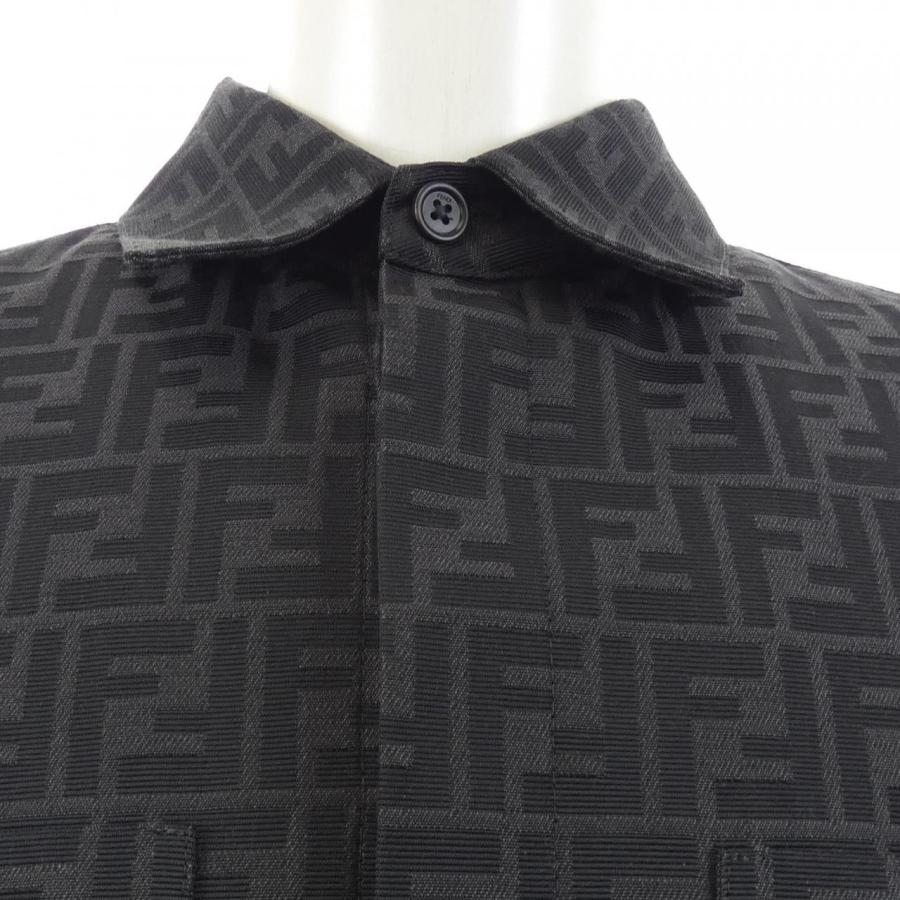 フェンディ FENDI FW1141 A6WJ ジャケットの画像