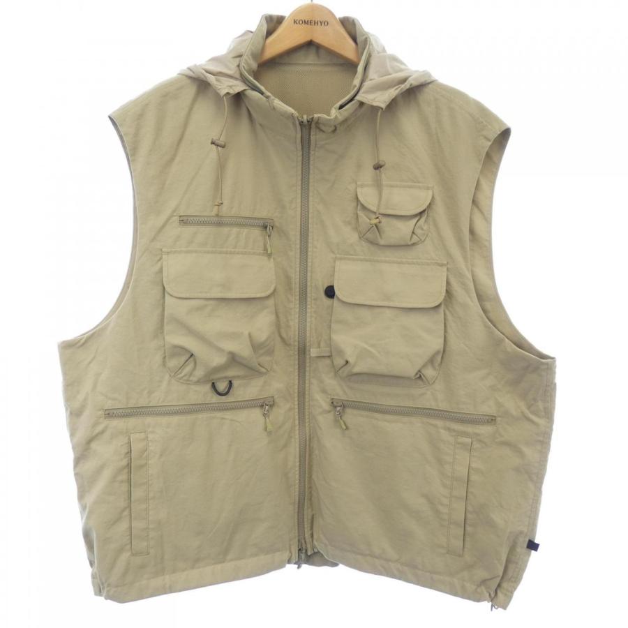 DAIWA PIER39 テックリバーシブルトレッキングベスト