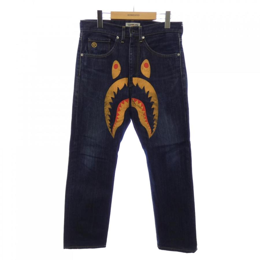 アベイシングエイプ A BATHING APE ジーンズ : 241-003-656-1198 
