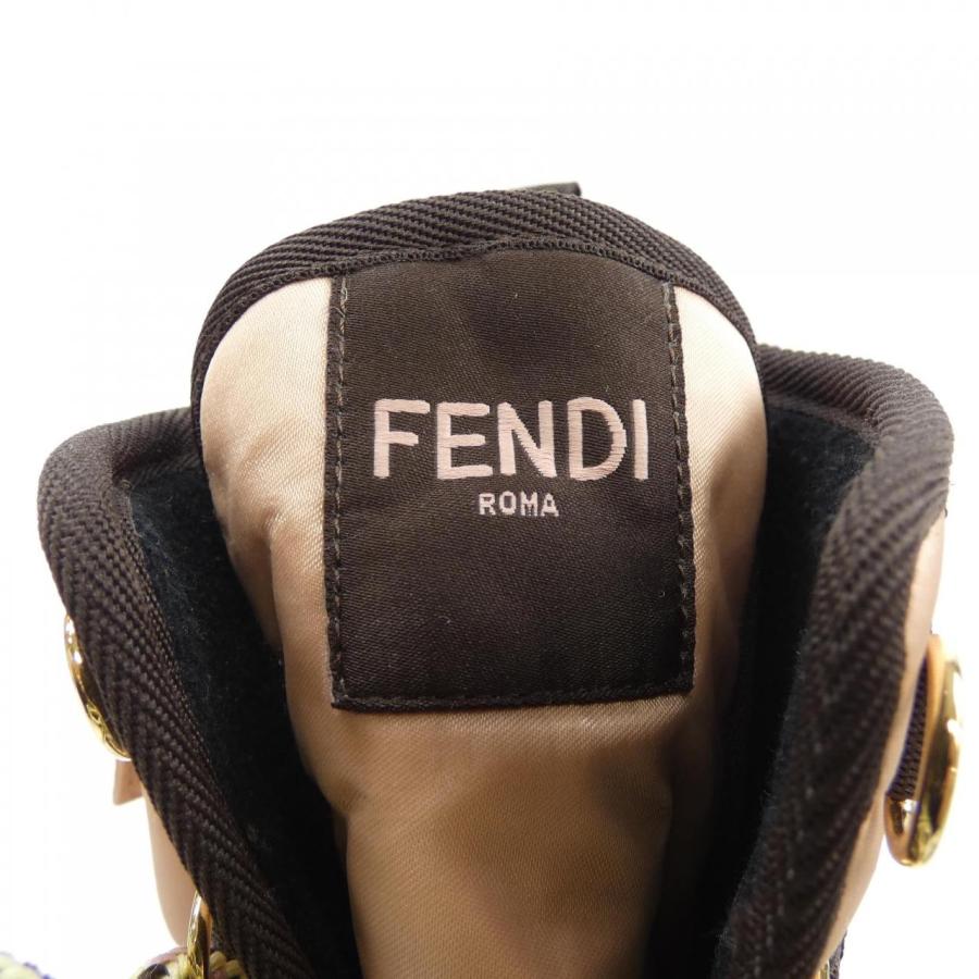 FENDI フェンディ ブーツ 38サイズ（24.5cm相当） 箱・袋付き FENDI フェンディ ブーツ 38サイズ（24.5cm相当） 箱・袋付き