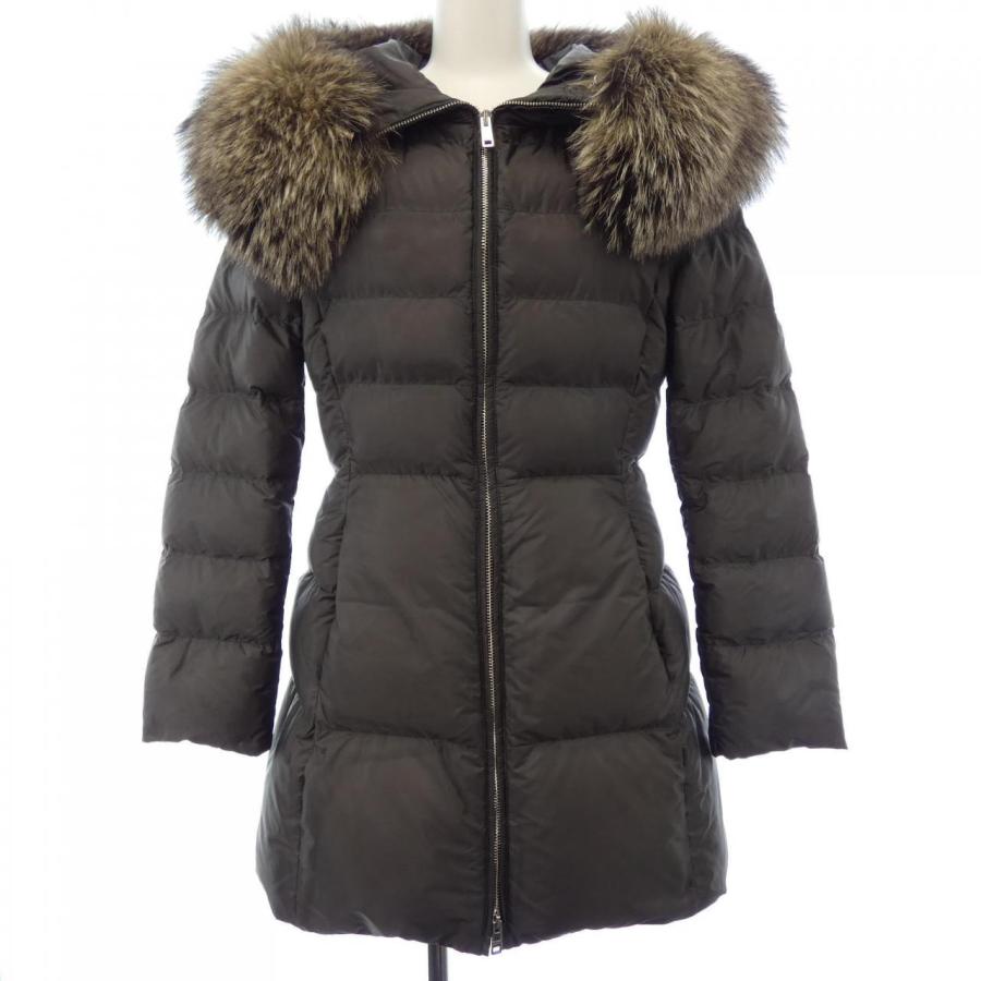 プラダ PRADA トライアングルロゴ 290696 S152 Q04 ダウンコート