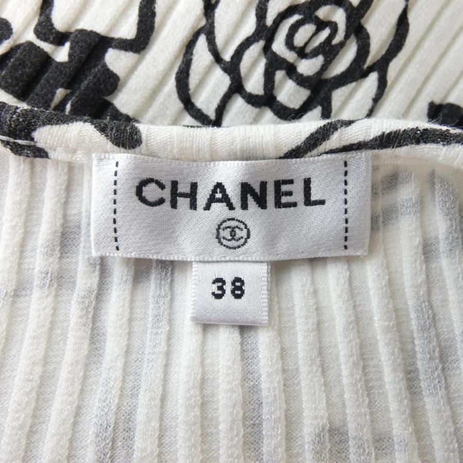 シャネル CHANEL P61888V47215 19A Tシャツの画像