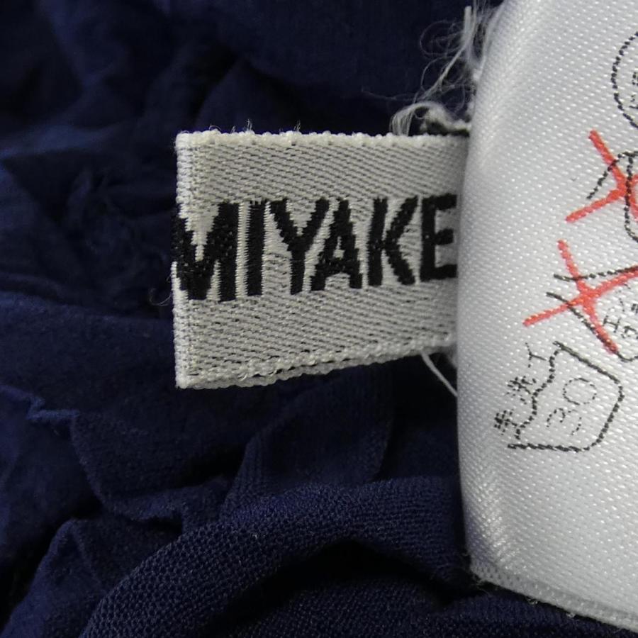 【ヴィンテージ】イッセイミヤケ ISSEY MIYAKE IM63-JK101 トップス ヴィンテージ】イッセイミヤケ ISSEY MIYAKE IM63-JK101 トップス