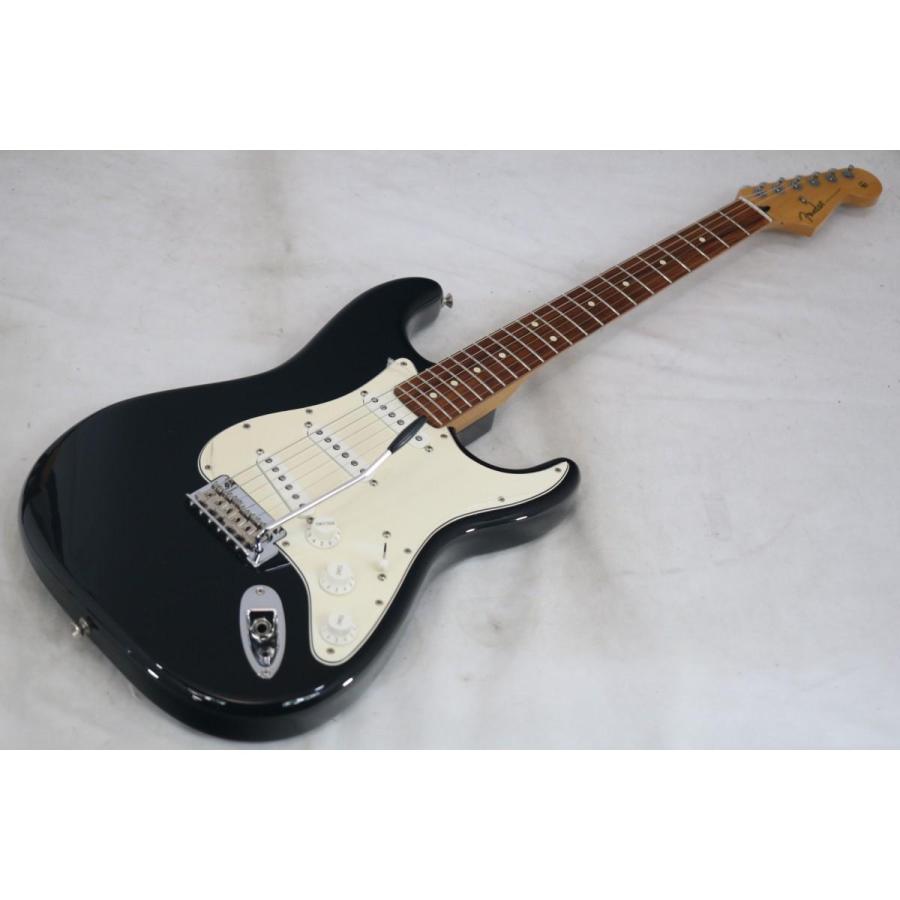 FENDER PLAYER STRATOCASTER : KOMEHYO