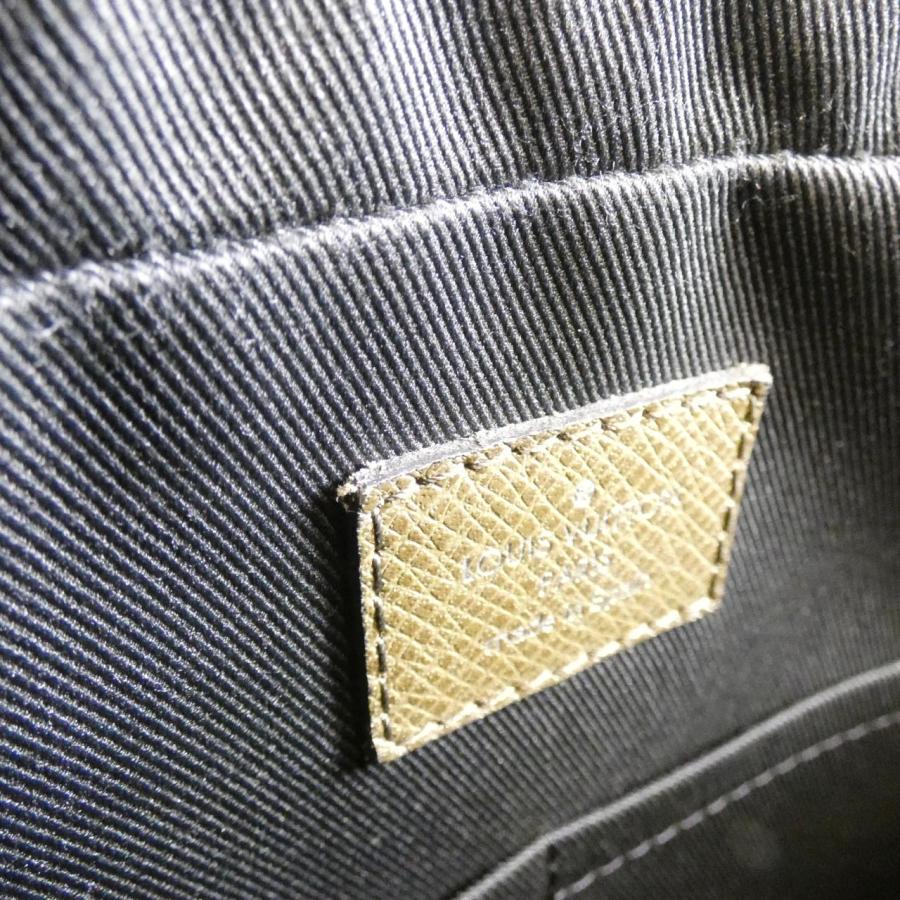 ルイヴィトン タイガ アントン メッセンジャー M34413 ショルダー