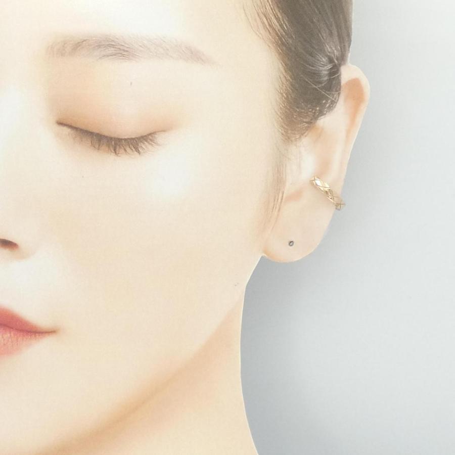 CHANEL イヤーカフ たまらなく魅力的な横顔を演出する「シャネル」イヤーカフ＆ピアスを