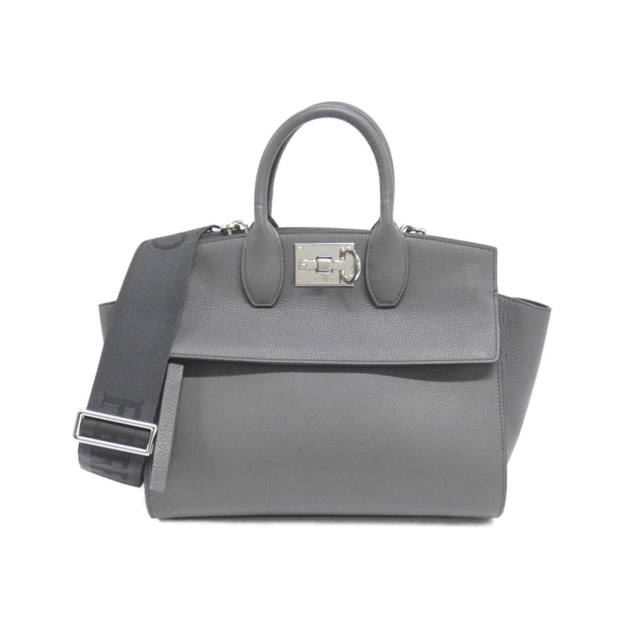 サルヴァトーレフェラガモ THE STUDIO 21 4493 バッグ : KOMEHYO