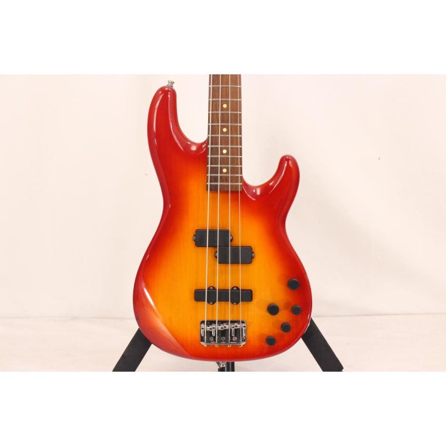 FENDER DELUXE ZONE BASS : KOMEHYO ONLINESTORE