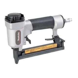 ☆品☆makita マキタ 高圧 エアタッカー AT425HE ステープル幅J線4mm 長さ