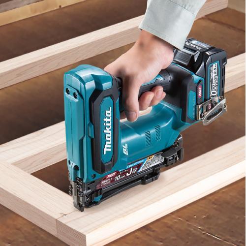 マキタ（makita） 40Vmax充電式タッカ 本体のみ 
