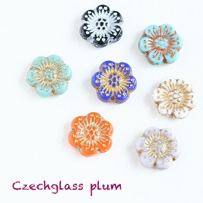 お花がモチーフのチェコビーズのチャーム　ハンドメイドアクセサリーパーツ お花がモチーフのチェコビーズのチャーム ハンドメイドアクセサリー