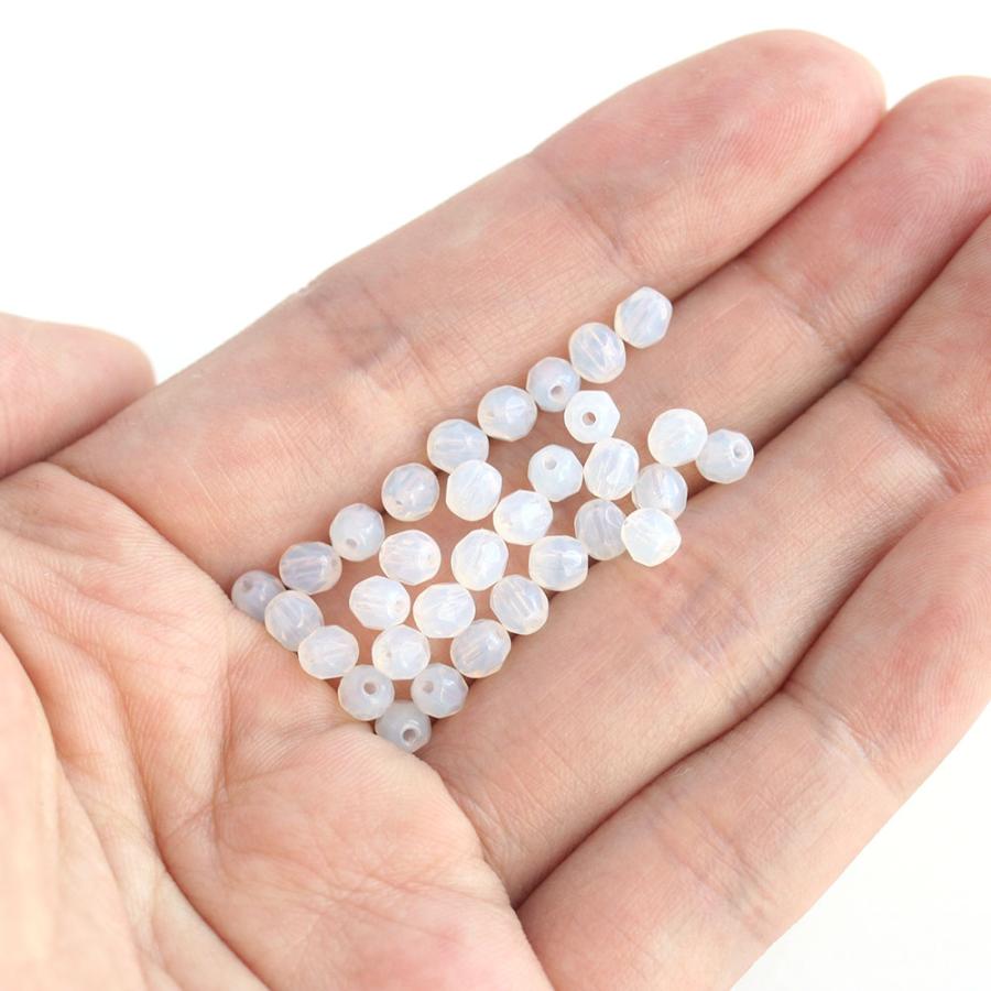 チェコビーズ FP 4mm ホワイトオパール 約30個 アクセサリーパーツ