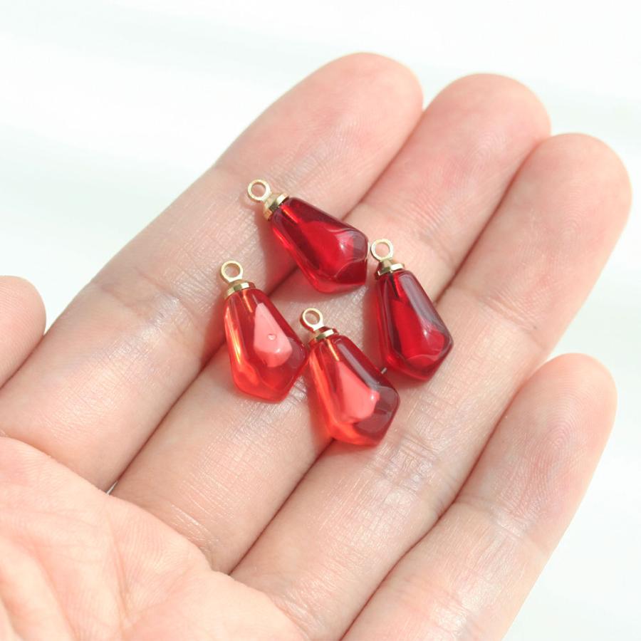 アクリルざくろチャーム 濃い赤 淡い赤 2個入 メタルチャーム