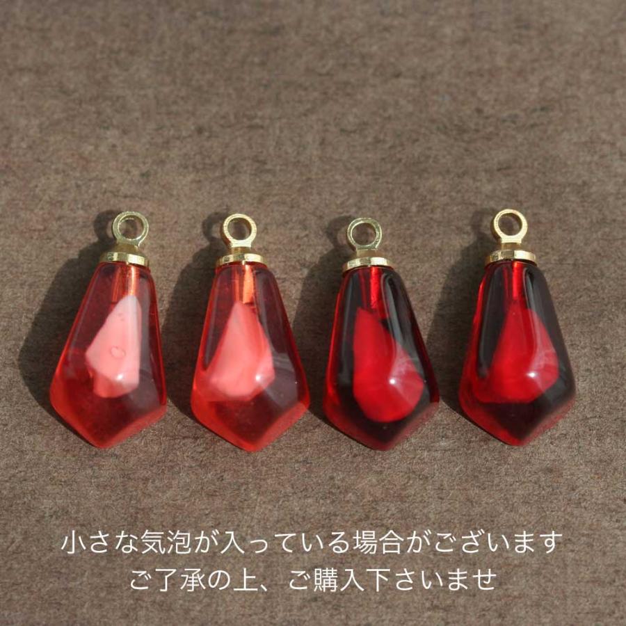 アクリルざくろチャーム 濃い赤 淡い赤 2個入 メタルチャーム