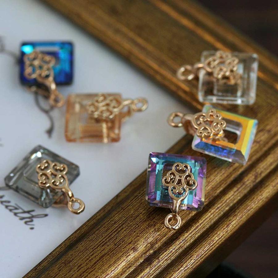 クリスタルチャーム スクエア 1個 アクセサリーパーツ ピアス