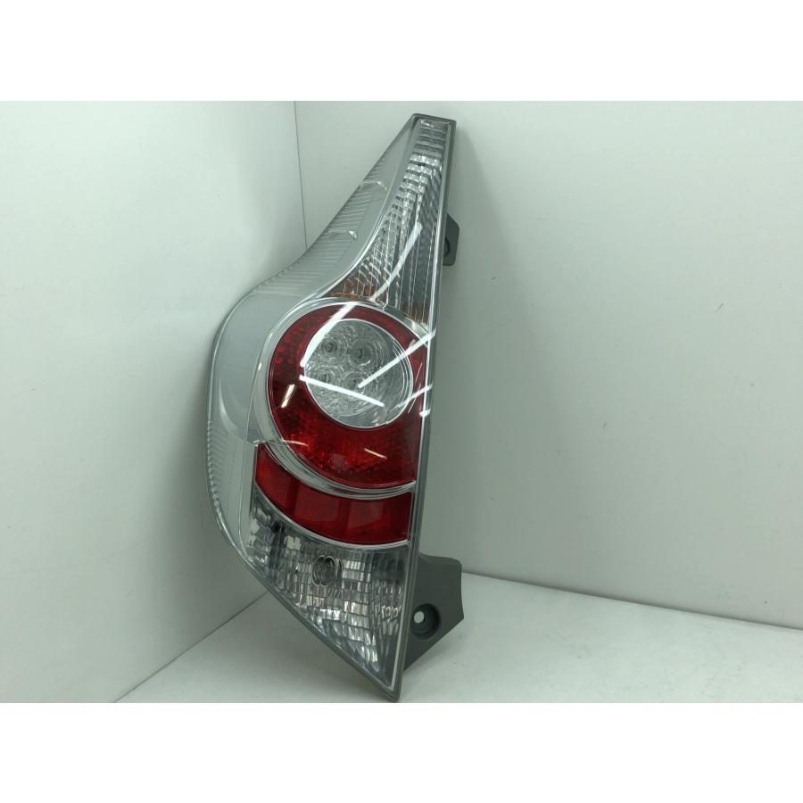 トヨタアクア　NHP10STANLEY 52-252テールライト 左 アクア NHP10 左テールランプ 左コンビネーションランプ STANLEY 52