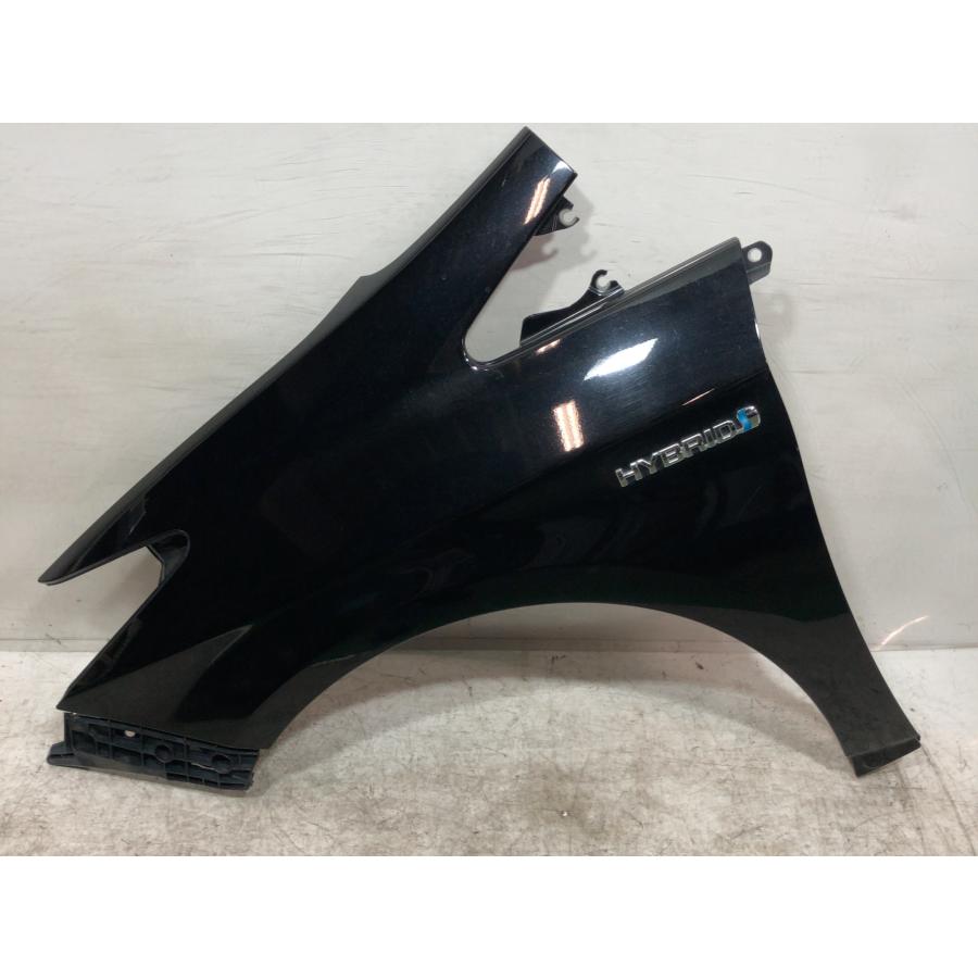 プリウス30前期左フロントフェンダー プリウス ZVW30 30 フロント左フェンダー 左フロントフェンダー 黒202