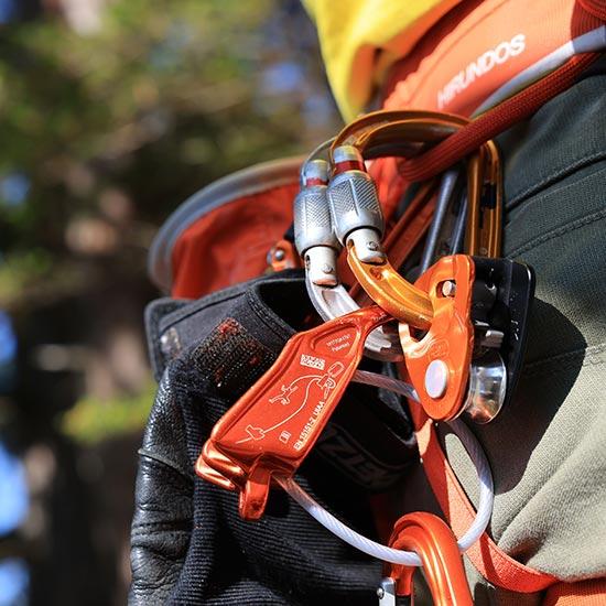 ペツル ナノ トラクション P053AA00 プ―リー 高効率セルフジャミングプーリー ロッククライミング 登攀器具 |  | 04