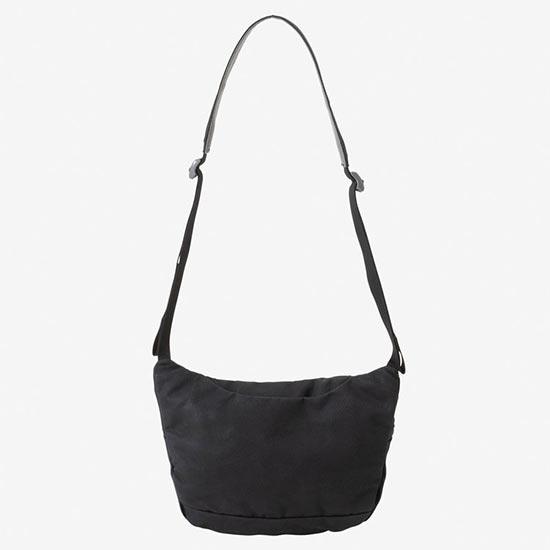 [マックパック] サコッシュ トレックショルダーS/Mサイズ MM82400/M Amazon.co.jp: [マックパック] サコッシュ ショルダーバッグ 斜め掛け