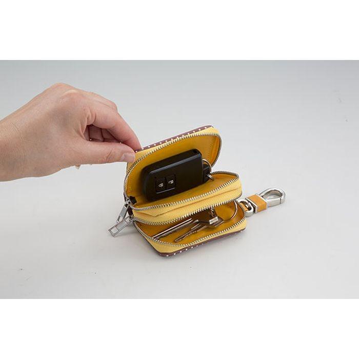 キーケース ケース ネコ ねこ 猫 柄 お座りネコのスマートキーケース ２カラー キャメル ブラック 富士パックス H927 v やるきゃんヤフー店 通販 Yahoo ショッピング