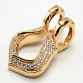K18馬蹄ダイヤペンダントトップ ダイヤ：0.37ct ペンダントヘッド 