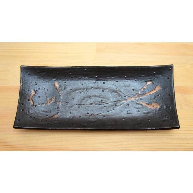 美濃焼 日本製 茶金散らし砂目焼き物皿 和食器 長皿 長角皿 焼き物皿 さんま皿 サンマ さんま 秋刀魚 刺身 寿司 オードブル 黒 金 ブラック |  | 01