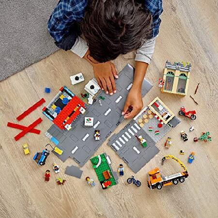 LEGO City Town Center 60292 Building Kit; Cool Building Toy for Kids, New 2021 (790 Pieces)｜koostore｜06
