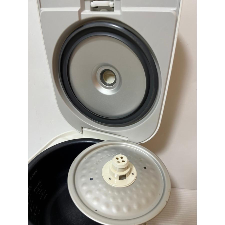 中古 タイガー魔法瓶(TIGER) 炊飯器 3合 マイコン 炊きたて JAJ 中古 タイガー魔法瓶(TIGER) 炊飯器 3合 マイコン 炊きたて JAJ