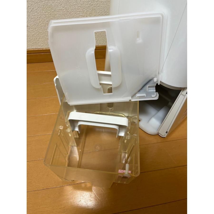 中古 シャープ 除湿機 兼 空気清浄機 除湿 12L / プラズマ 中古 シャープ 除湿機 兼 空気清浄機 除湿 12L / プラズマ