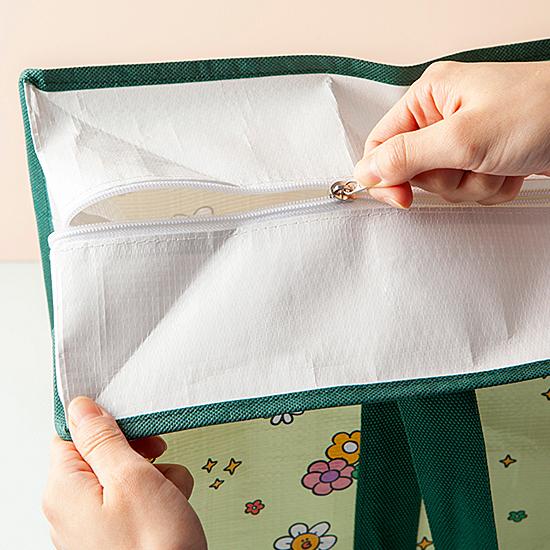 LINE FRIENDS　ラインフレンズ　バッグ　3色あり（Z042） LINE FRIENDS ラインフレンズ バッグ 3色あり（Z042）