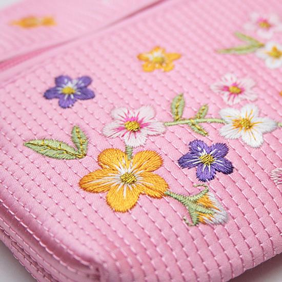 韓国伝統 花刺繍 ヌビ ポーチ キルト イブル 小物入れ かわいい お土産
