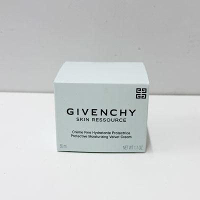 GIVENCHY/ジバンシィ スキン リソース ベルベット クリーム 本体 50ml