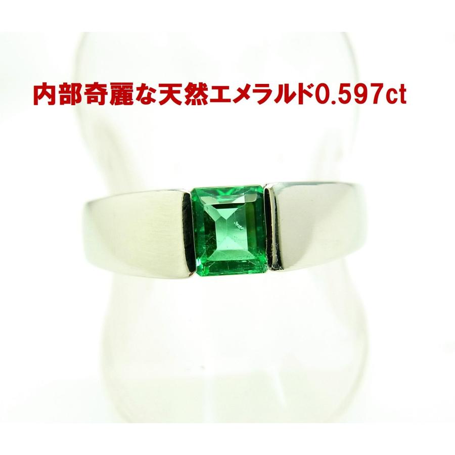 大きめサイズなので人差し指やメンズリングもOK 上質天然エメラルド