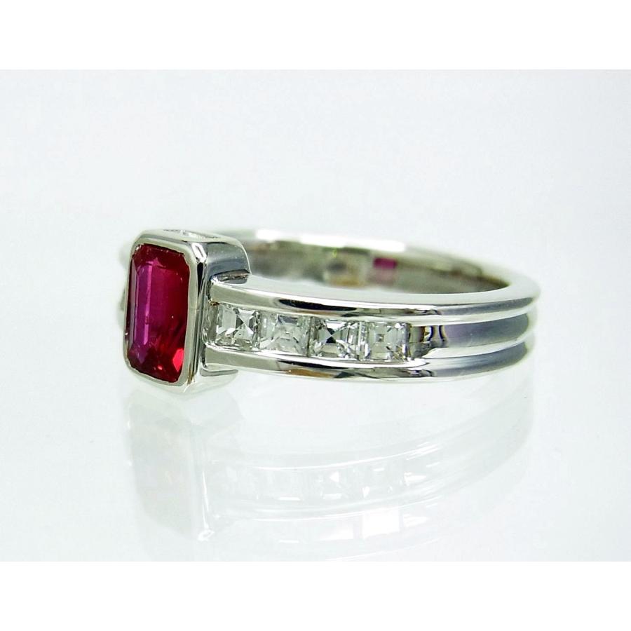 スッキリシンプルセットで日常使いに 天然ルビー0.64ct ダイヤ取巻0.45
