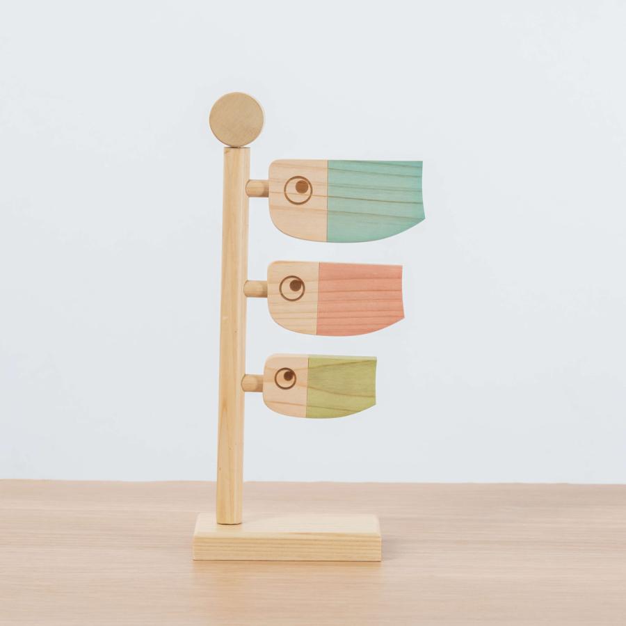 五月人形 コンパクト おしゃれ 兜 かわいい シンプル てづくり 木製 国産 天然木 モダン 5月人形 室内飾り ことの木製鯉のぼり 0502 |  | 01