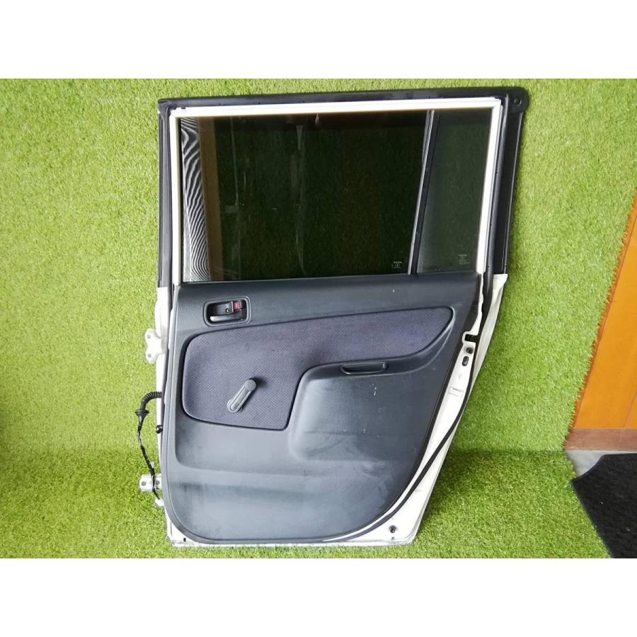 トヨタ☆プロボックス NCP58G 純正 右リアドア 白 【個人宅配送不可