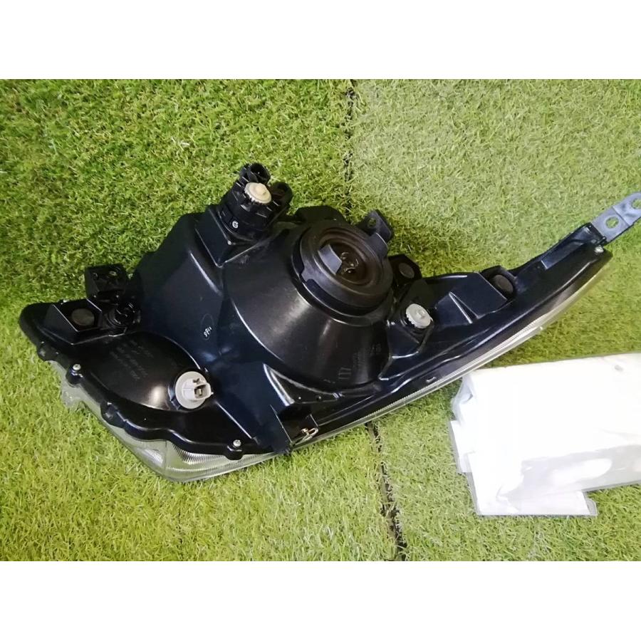 スズキ 純正 ワゴンR RR HID ヘッドライト 左右 100-59016 スズキ☆ワゴンR RR MH21S 純正 右ヘッドライト KOITO 100-59052