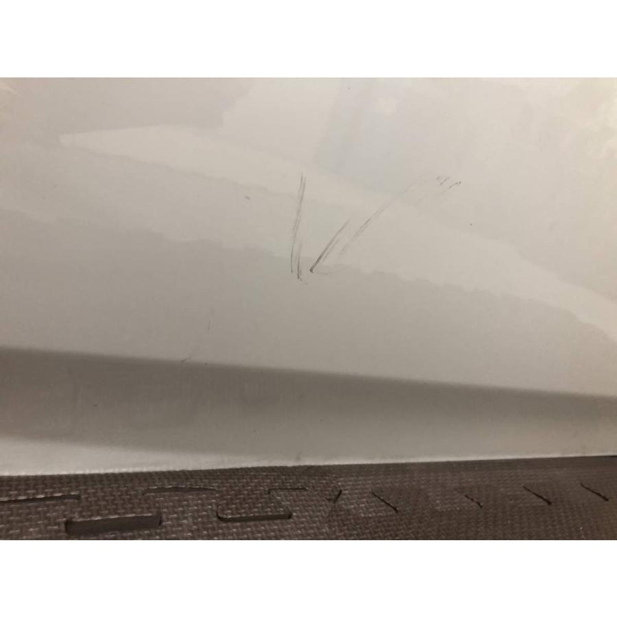 トヨタ☆プリウス ZVW30 純正 右リアドア ホワイト 【個人宅配送不可