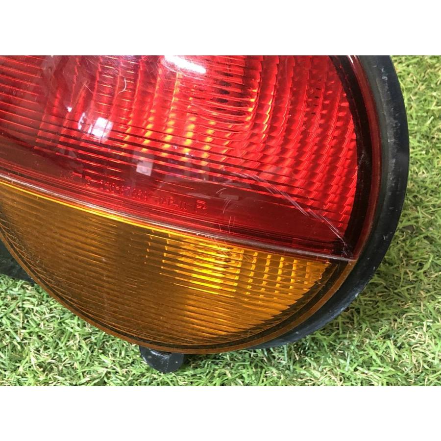 三菱☆ミニキャブバン U61V 純正 右テールライト KOITO 220-87369