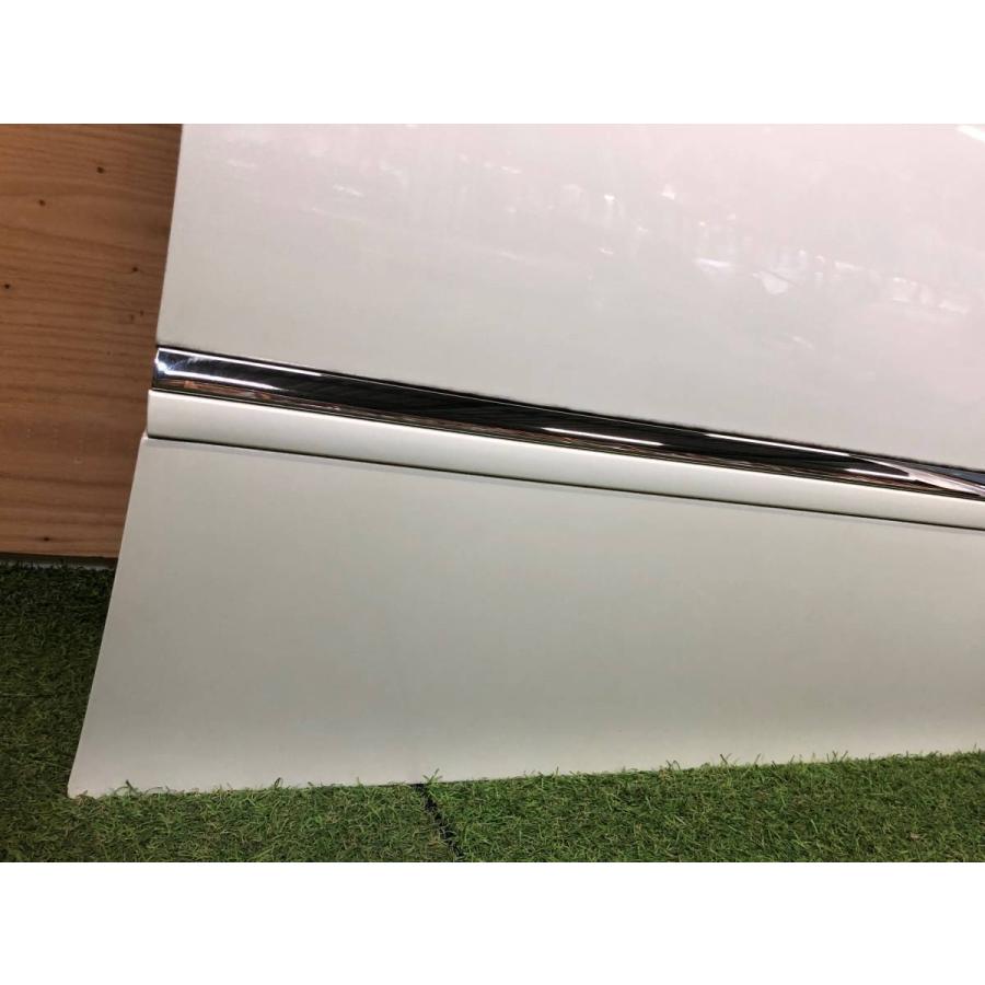 トヨタ☆クラウン マジェスタ UZS186 右フロントドア ホワイトパール