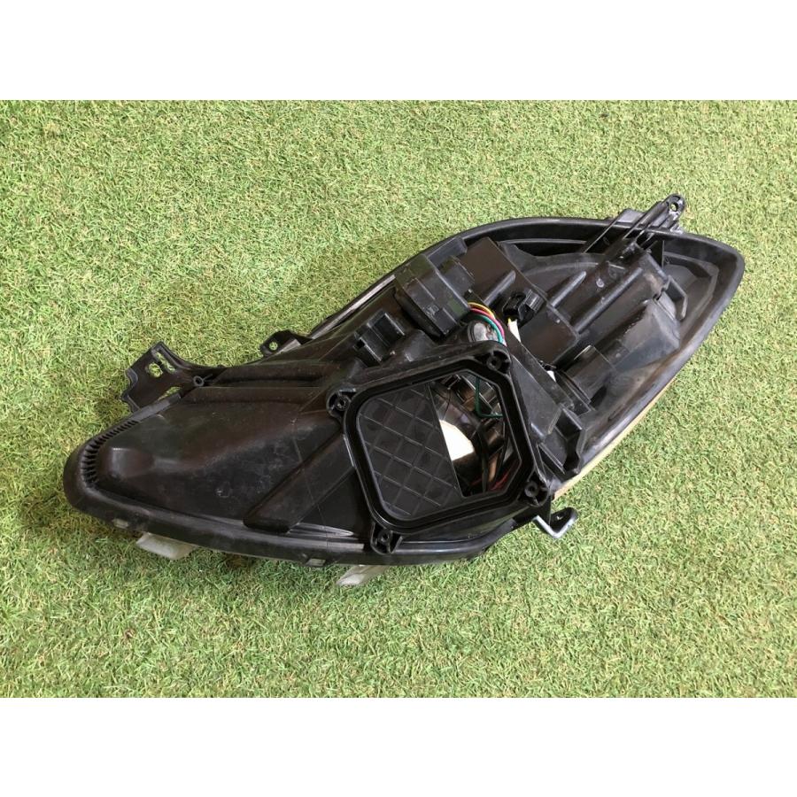 ライチ トヨタ☆ヴィッツ RS 90系 純正 HID 右ヘッドライト ICHIKOH 52