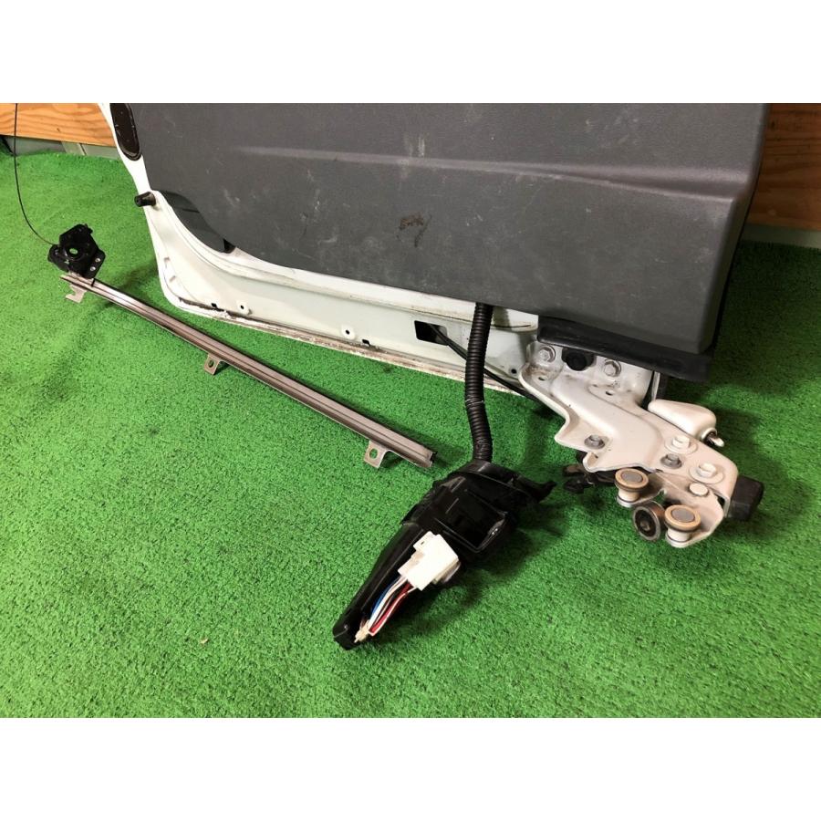 L350S タントカスタム　リア　ドア　後部座席　左ドア タントカスタム X L375S リアゲート バックドア ASSY ※バックカメラ