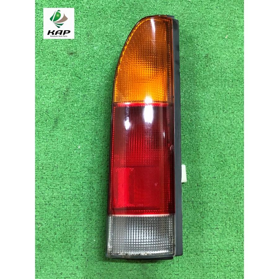 ダイハツ☆ハイゼット S200V 純正 右テールライト KOITO 220-51616