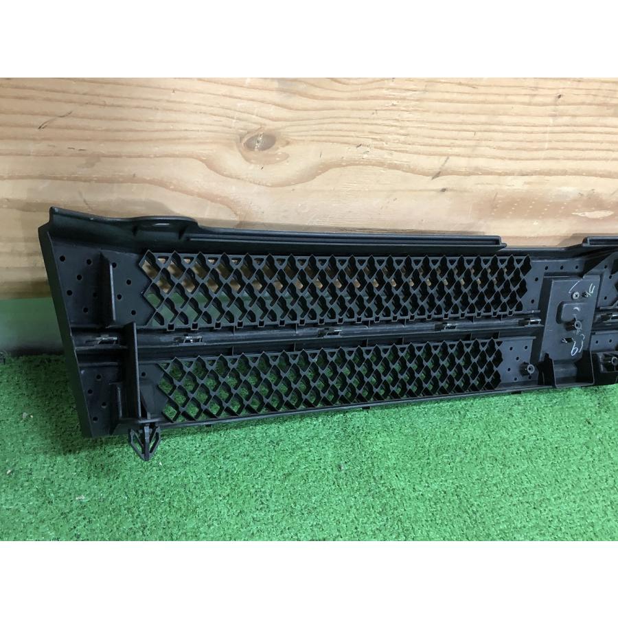 トヨタ☆VOXY／ヴォクシー AZR65G 純正 フロントグリル 53101-28220/40