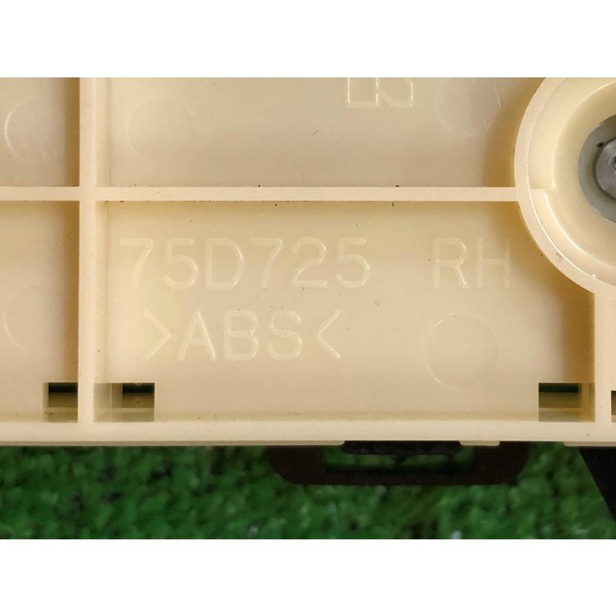 トヨタ☆プリウス ZVW30 純正 エアコンスイッチ パネル 75D725 : 株式