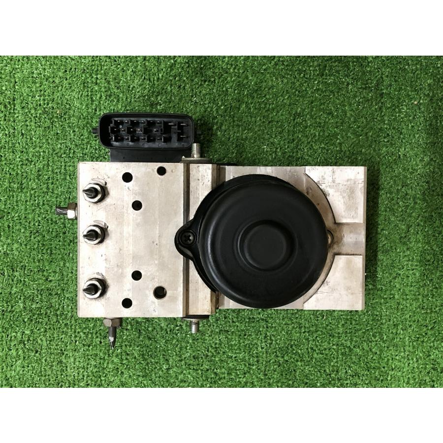 トヨタ☆トヨエース BZU300 標準 ABSアクチュエーター 44540