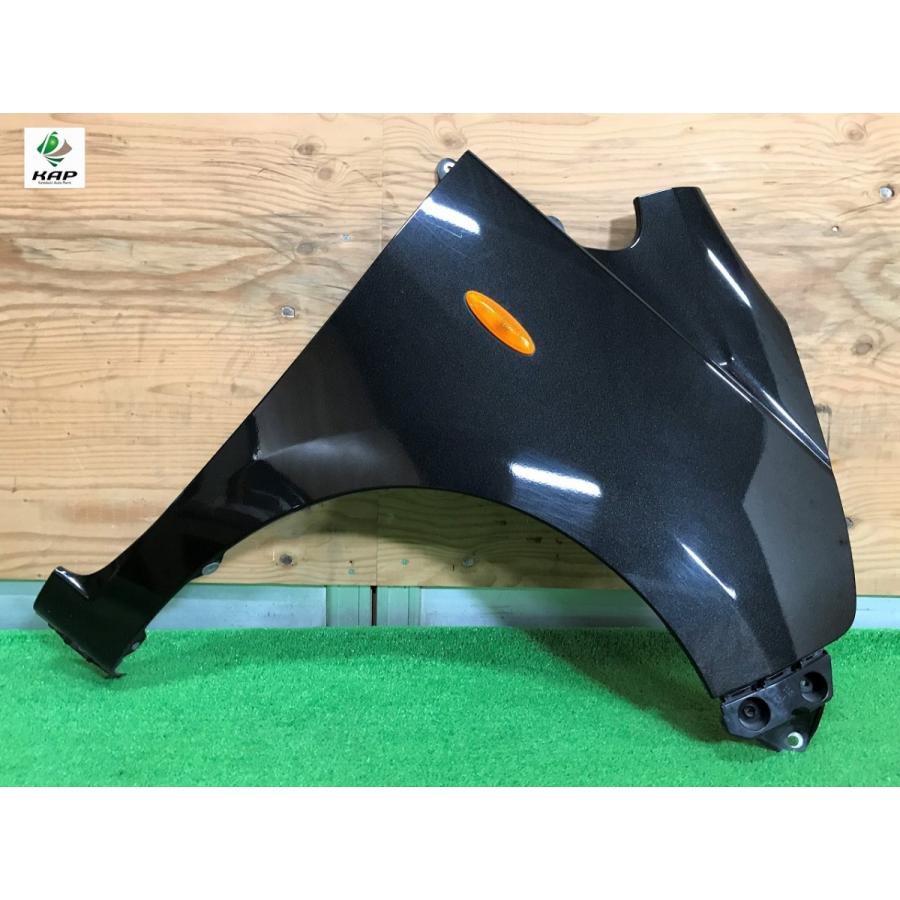 ダイハツ☆ムーヴ LA100S 純正 フェンダー 右 ブラック